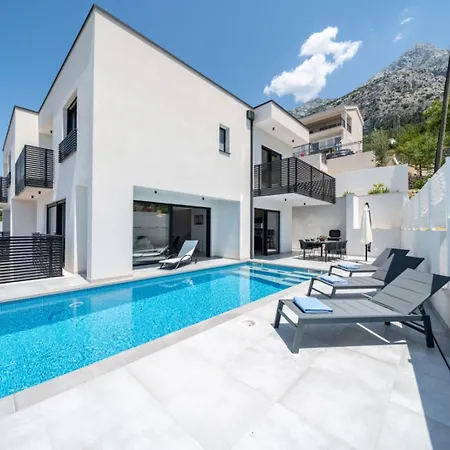 Andro Ii Apartamento Makarska
