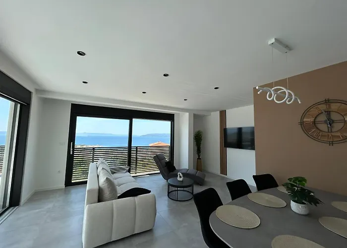 Andro Ii Apartamento Makarska