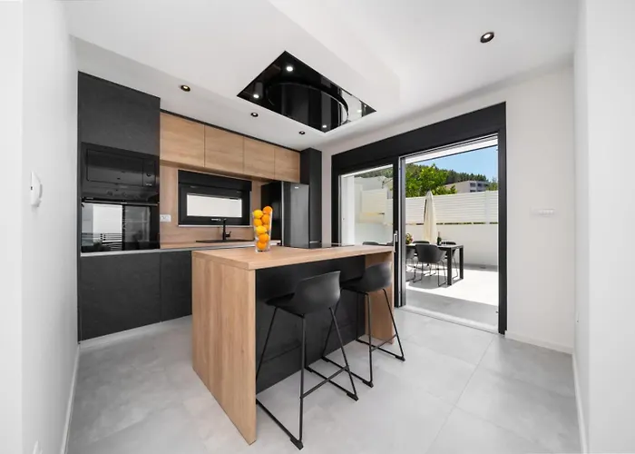 Andro Ii Apartamento Makarska